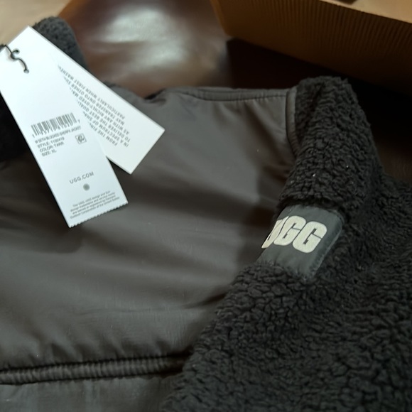 Ugg sherpa jacket mens - Picture 3 of 3